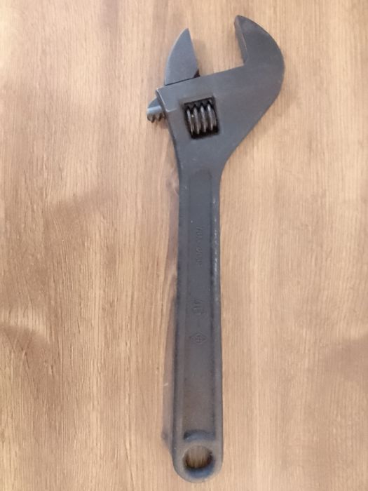 Ножиці по металу  СРСР ретро,ключ разводной 46-Н 7813-0036 СРСР