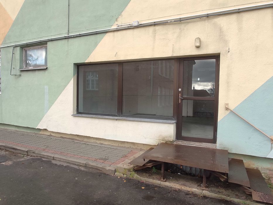 Lokal użytkowy przy ul. W. Polskiego 2 w Kętrzynie o pow.  81,82 m2