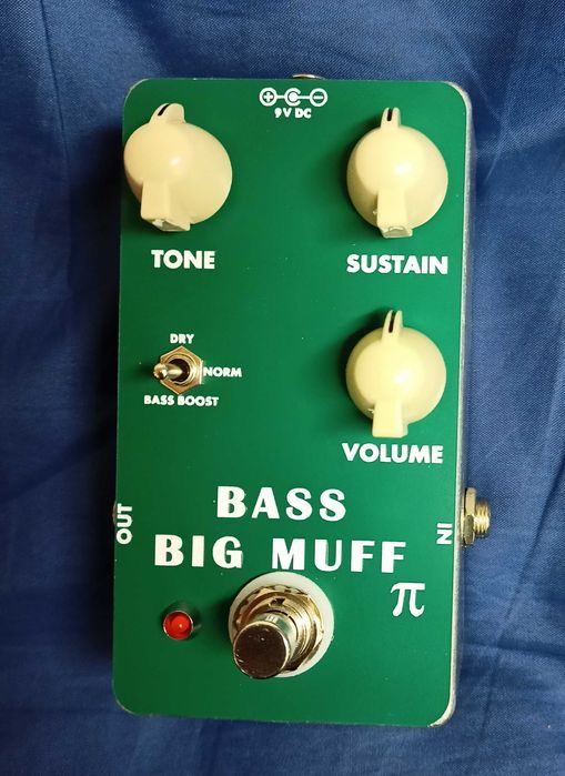 Efekt gitarowy Bass Big Muff (klon)