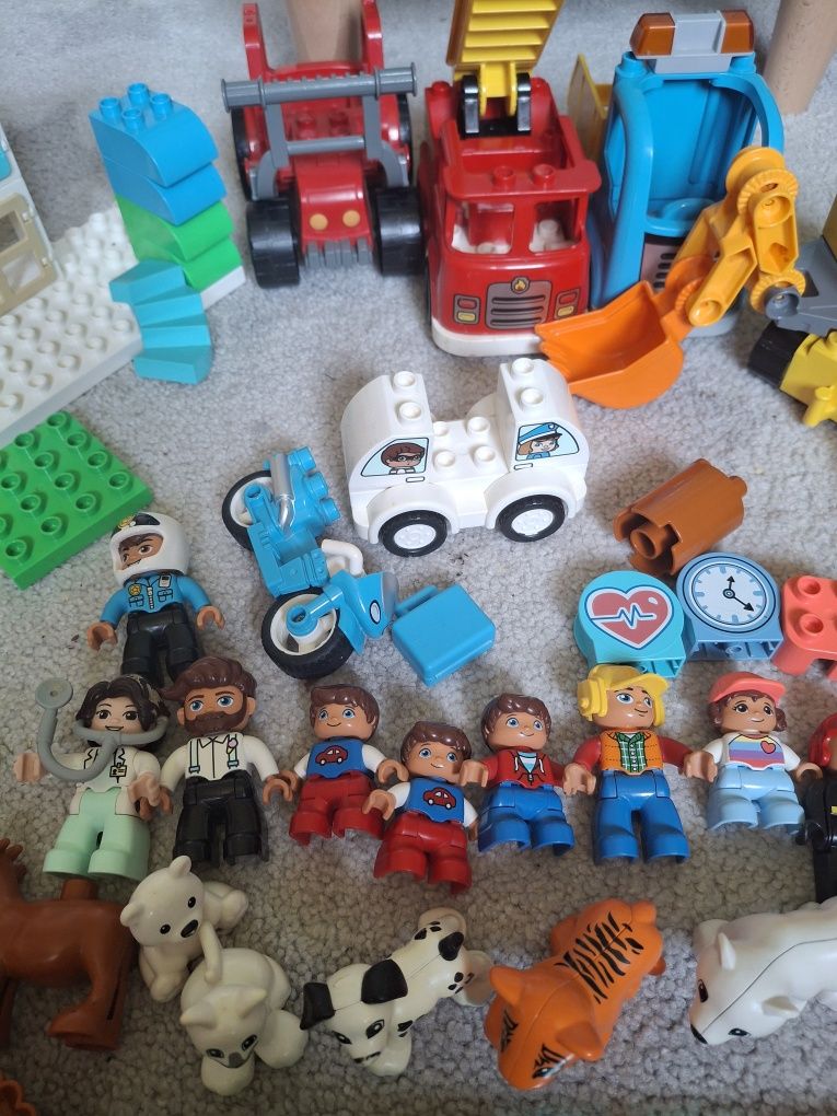 Klocki lego duplo luzem, ludziki, zwierzęta, pojazdybetc