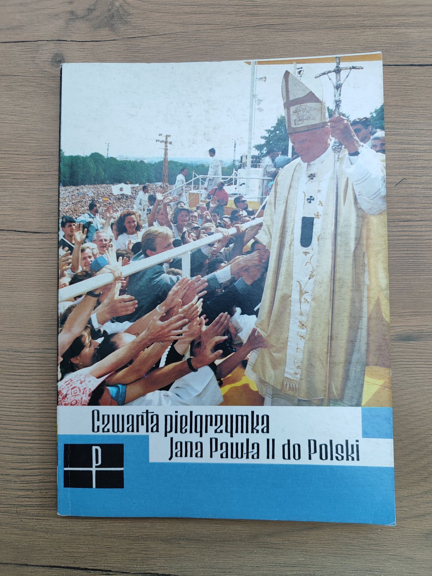 Okazja! Książka " Czwarta Pielgrzymka Jana Pawła II do Polski "