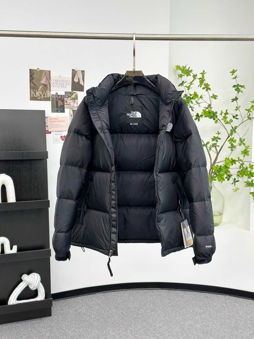 Czarna kurtka puchowa S