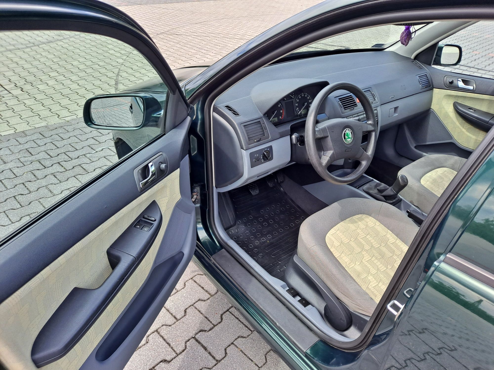 Skoda fabia 1.4 MPI