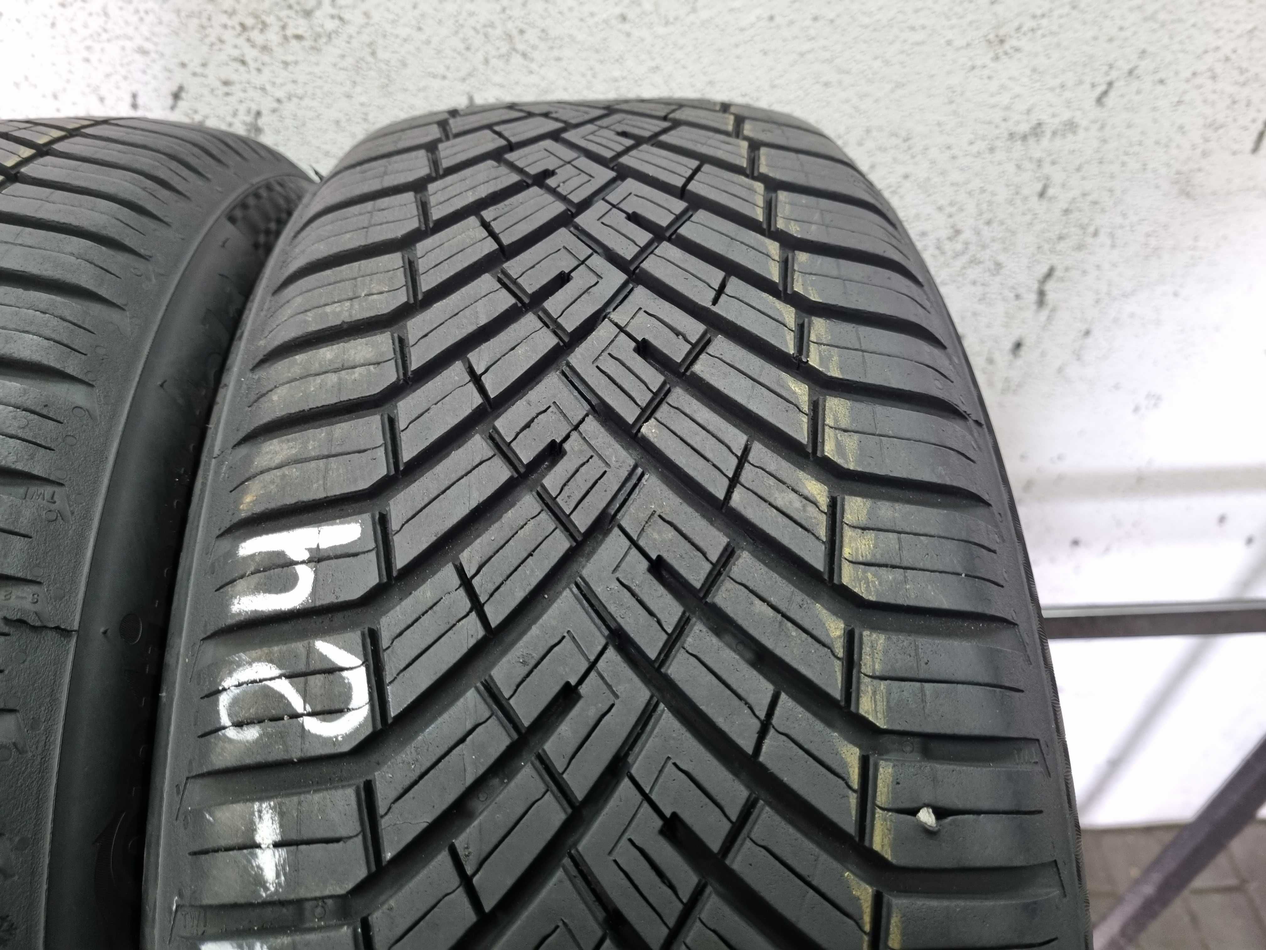 205/50/17 93W XL Continental AllseasonContact 2