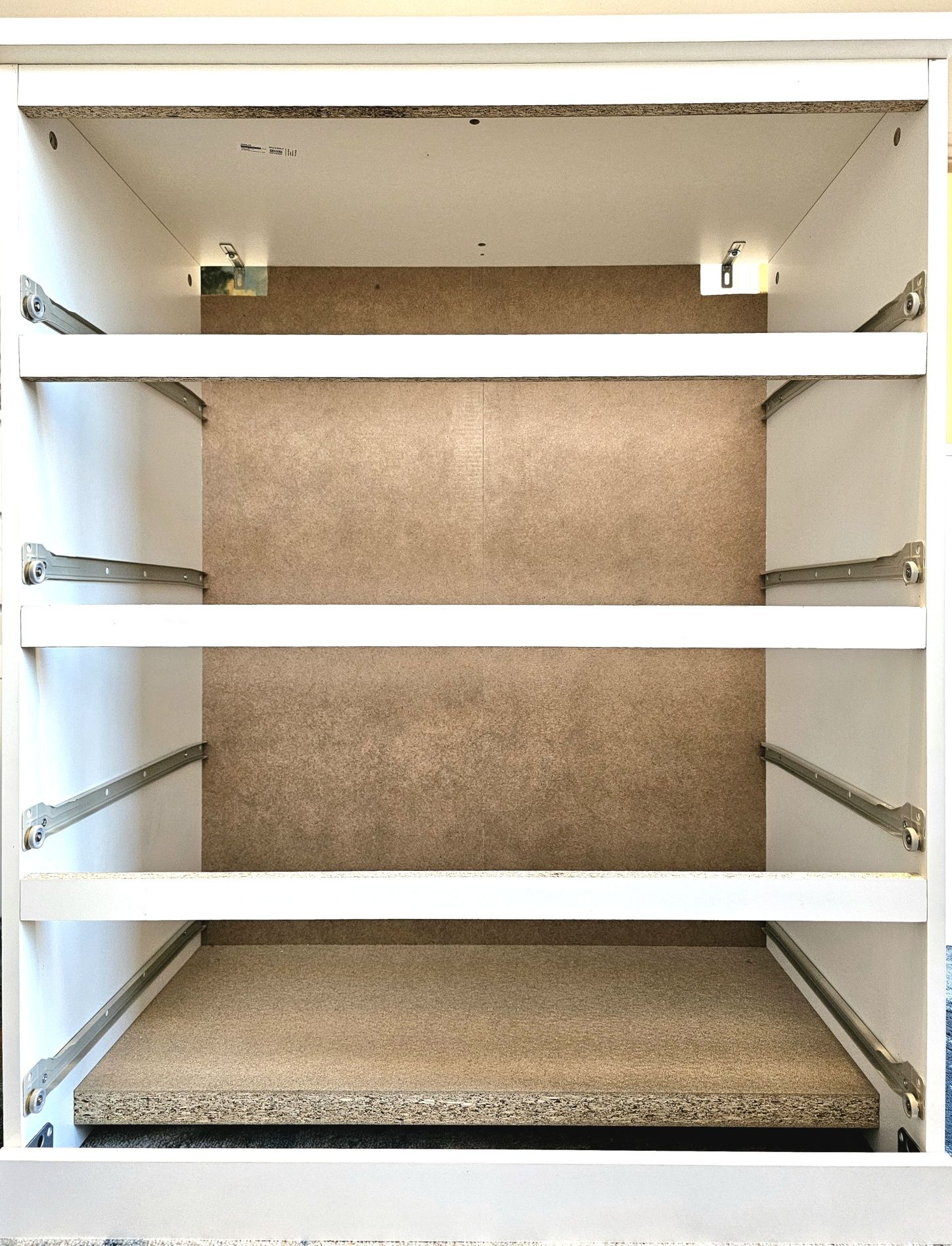 Komoda MALM z IKEA 4 szuflady, biala z połyskiem