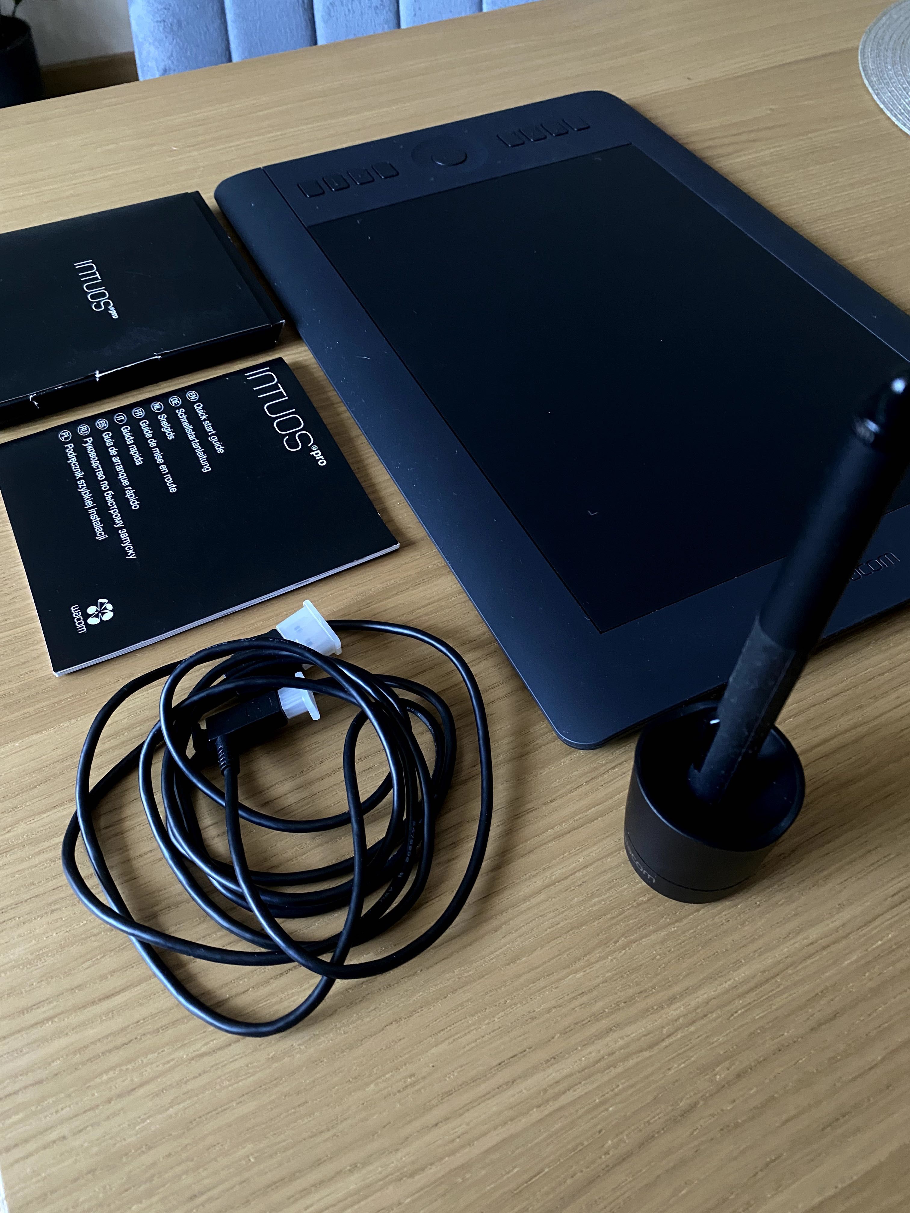 Tablet Graficzny Wacom Intous Pro M