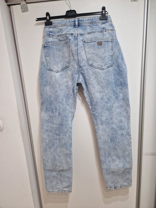 Spodnie jeansowe House Slim Fit W32 L32