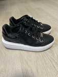 Sneakersy guess 38
