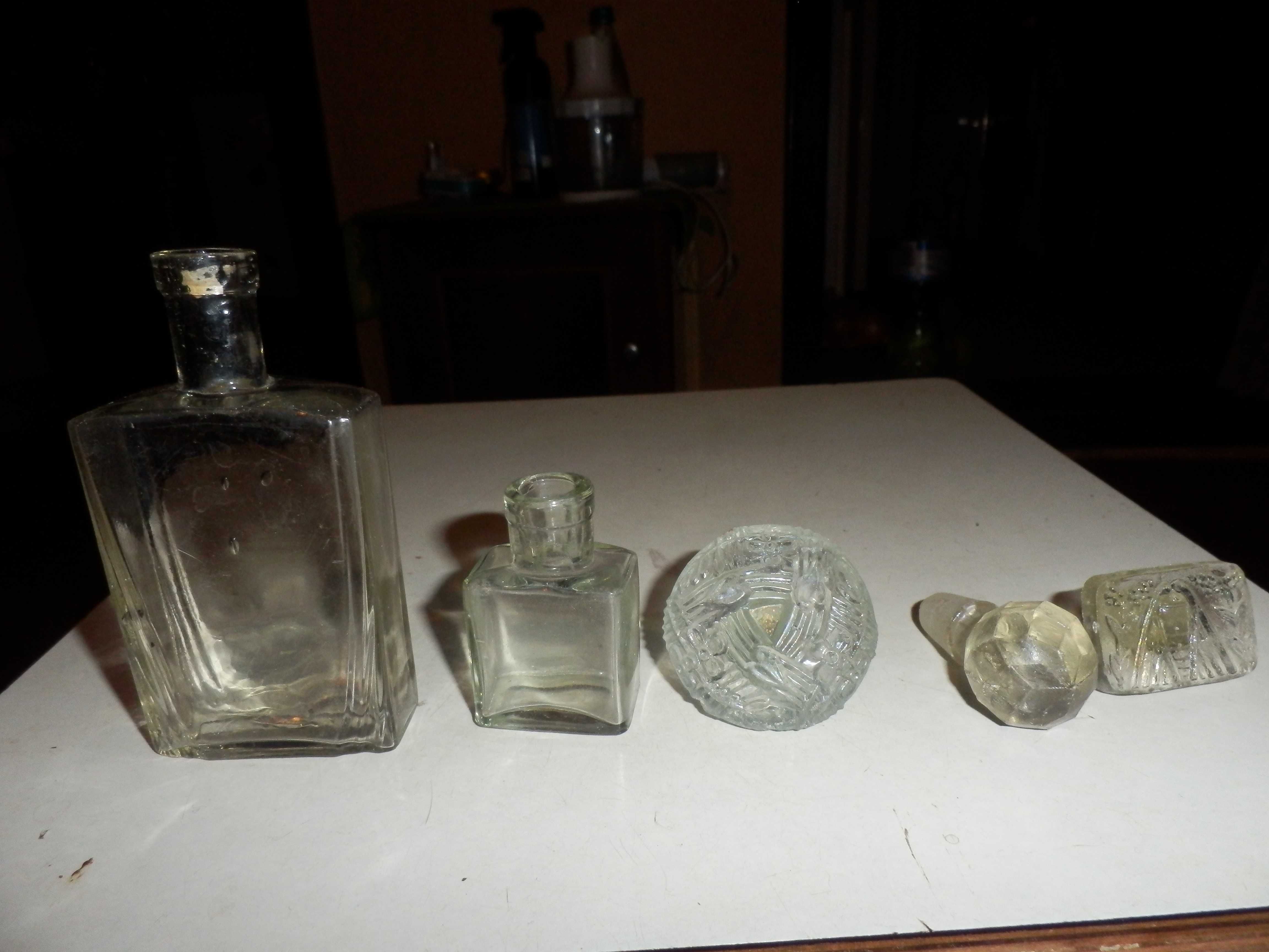 аптекарские бутылочки,баночки,из под духов,пробки,для коллекции