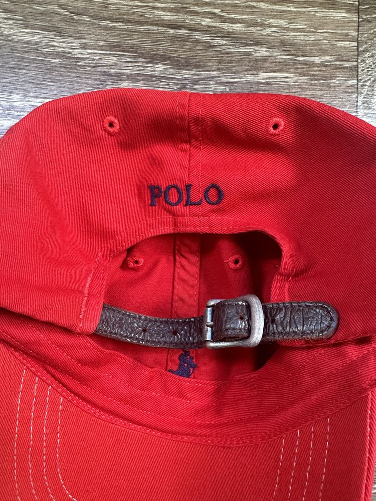 Кепка Polo Ralph Lauren красная с кожаным ремешком