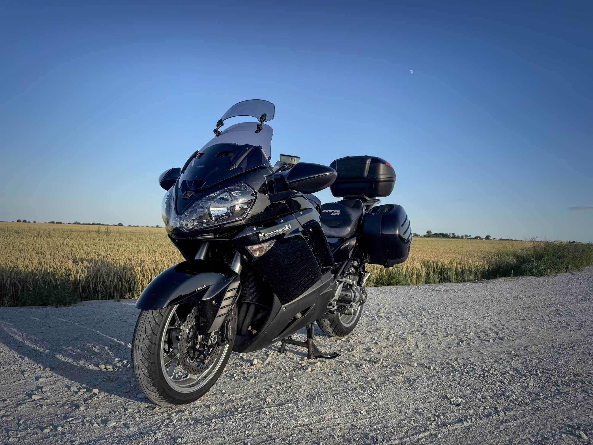 Kawasaki GTR 1400 - full doposażenie