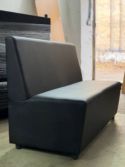 Дивани для кафе, ресторану, бару, диван в кількості