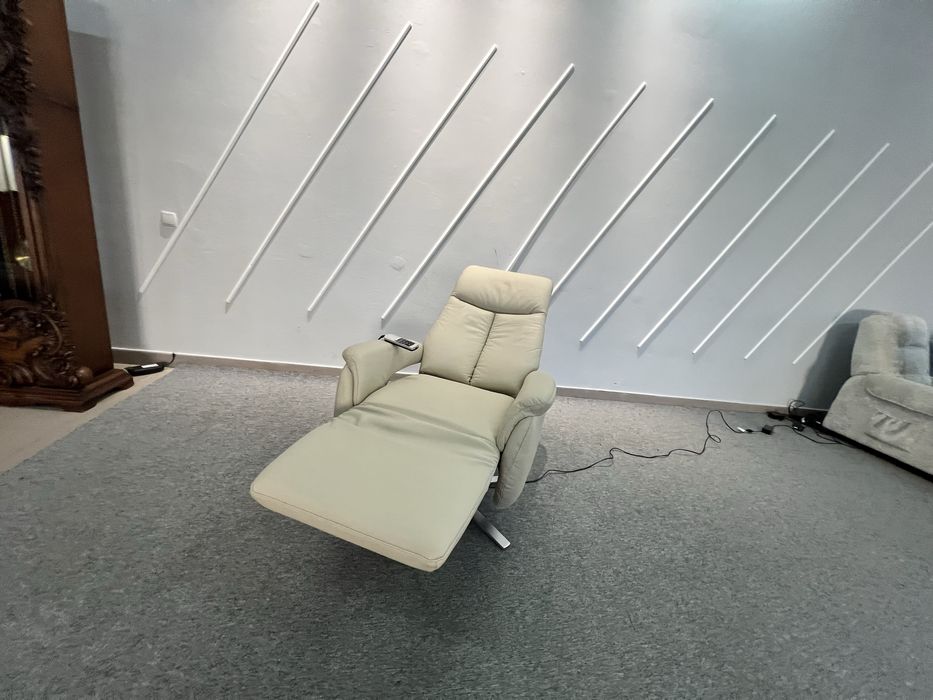 Крісло багато фукнціональне реклайнер електро привід шкіряне релакс