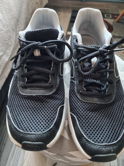 Buty sportowe młodzieżowe