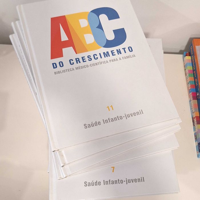 Coleção "ABC do Crescimento" - 21 livros de capa dura com vários temas