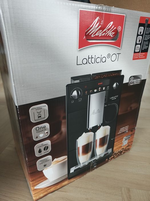 Ekspres do kawy MELITTA Latticia OT F30 0-100 Czarny na gwarancji