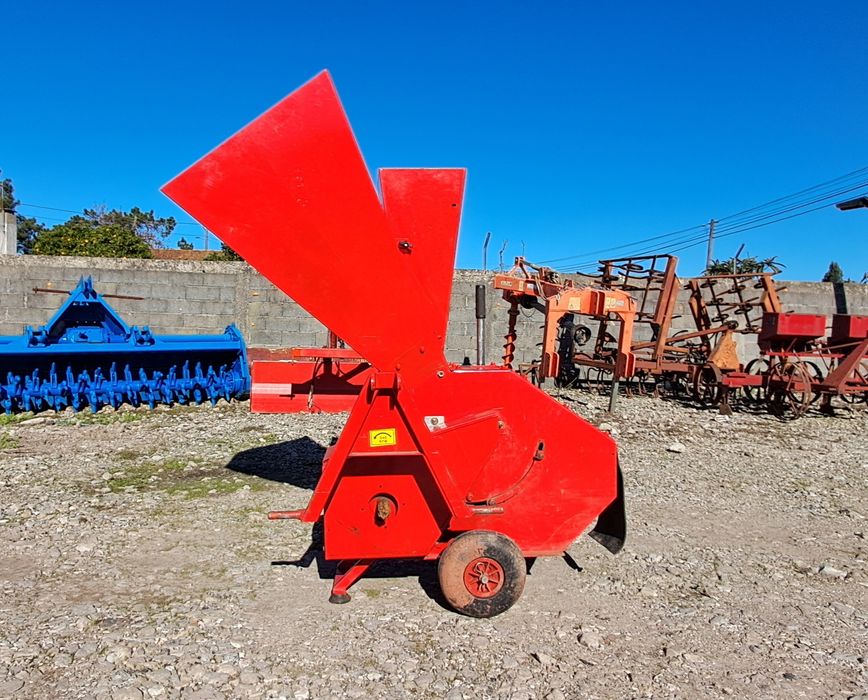 Biotriturador para tractor MG 150