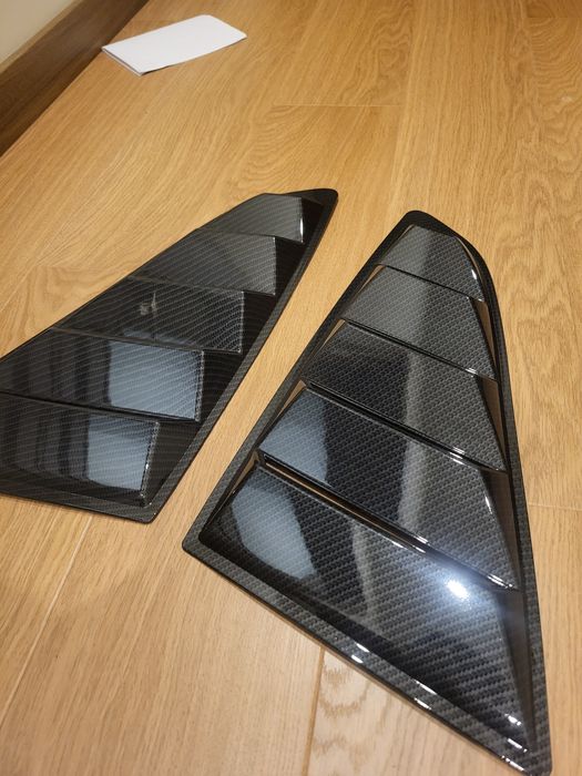 Skrzela Nerki Karbon Ford Mustang V lift  boczne