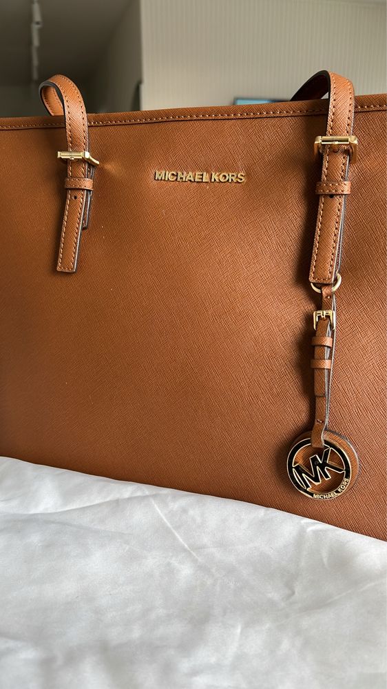 Torebka Michael Kors JET brązowa + worek przeciwkurzowy