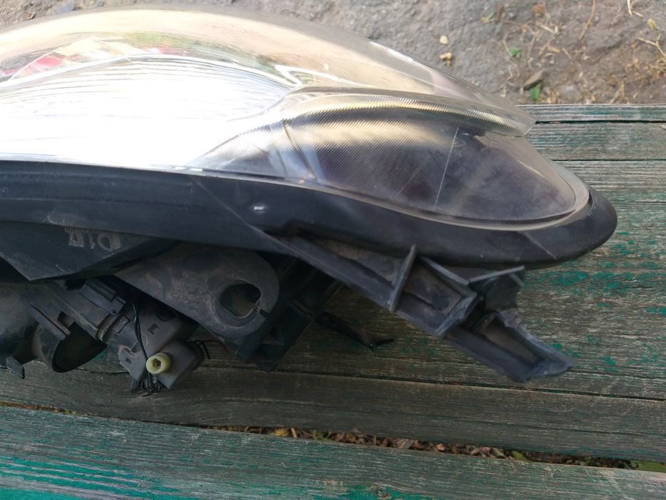 Фара Нісан Кашкай оригінал