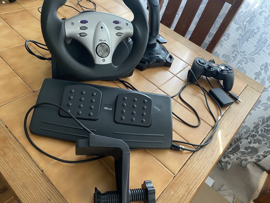 Kit gaming, comando, joystick e volante