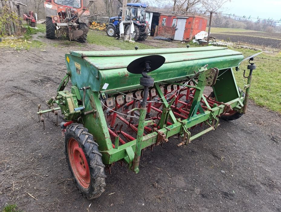 Сівалка хасія сівник хасия