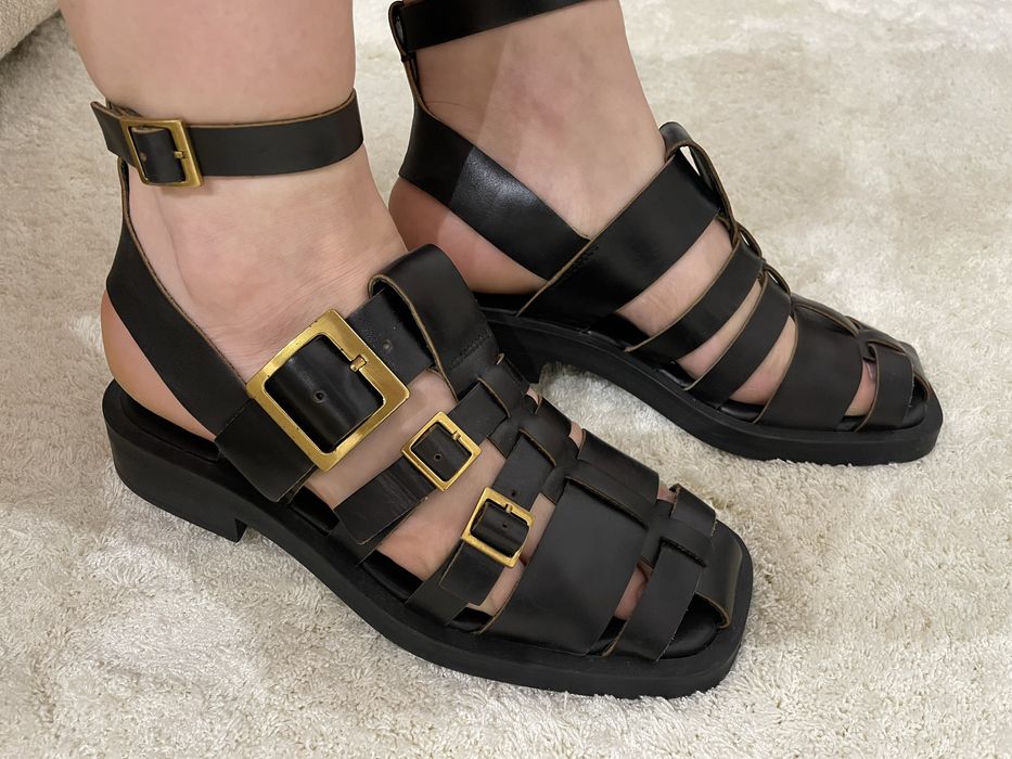 Сандалі Massimo Dutti в хорошому стані