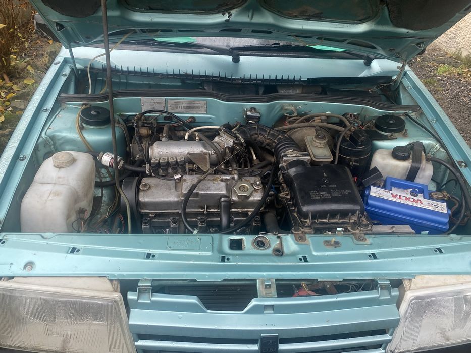 Автомобіль ваз 2109