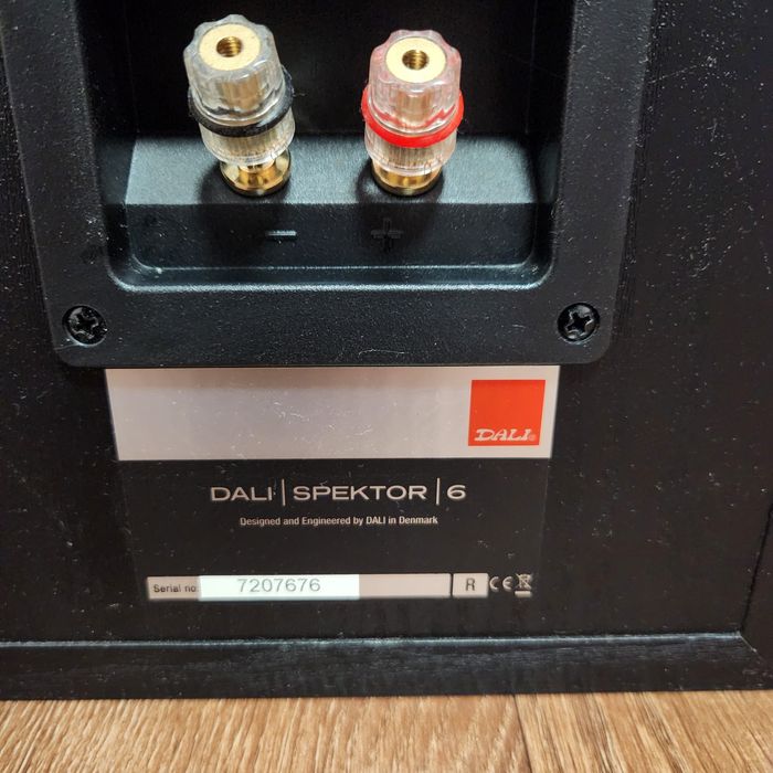 DALI Spektor 6 Black