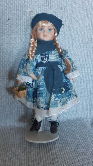 7 Bonecas de Porcelana