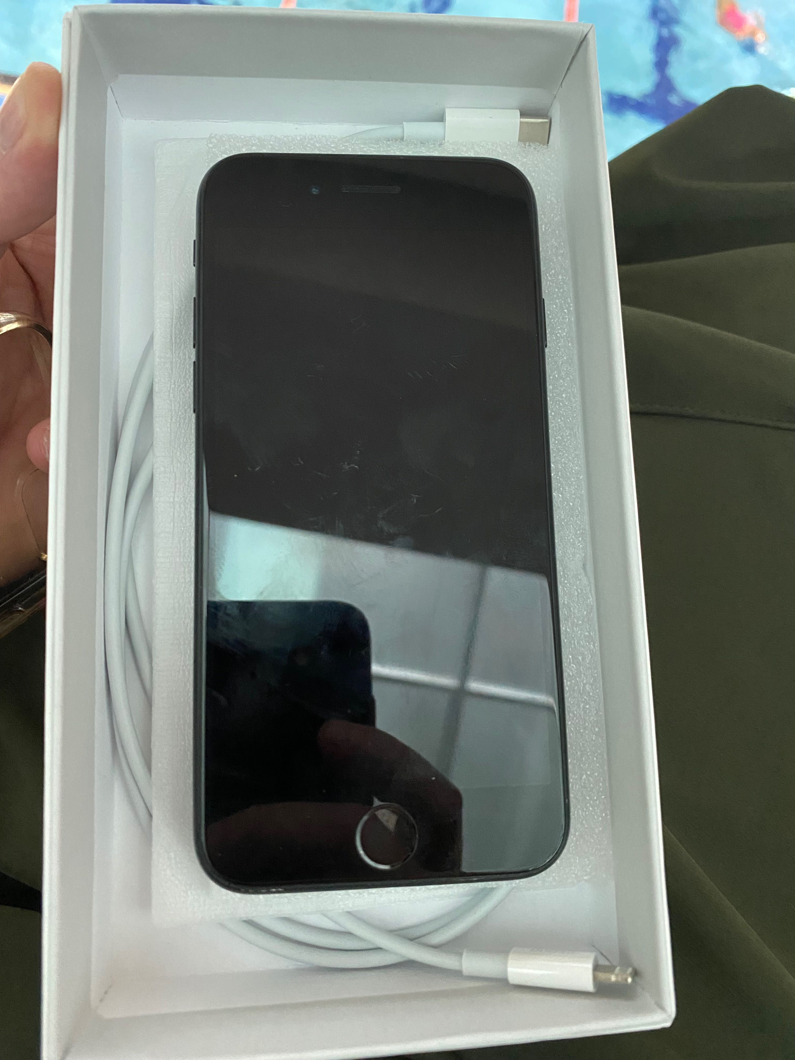 IPhone SE 2020 64Gb