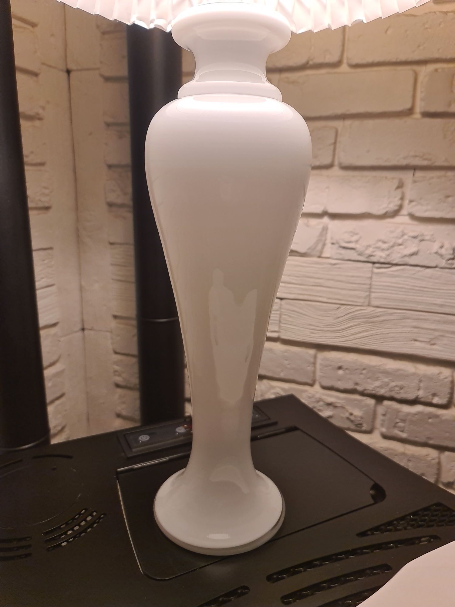 Duńska lampa vintage Holmegaard szkło opalowe