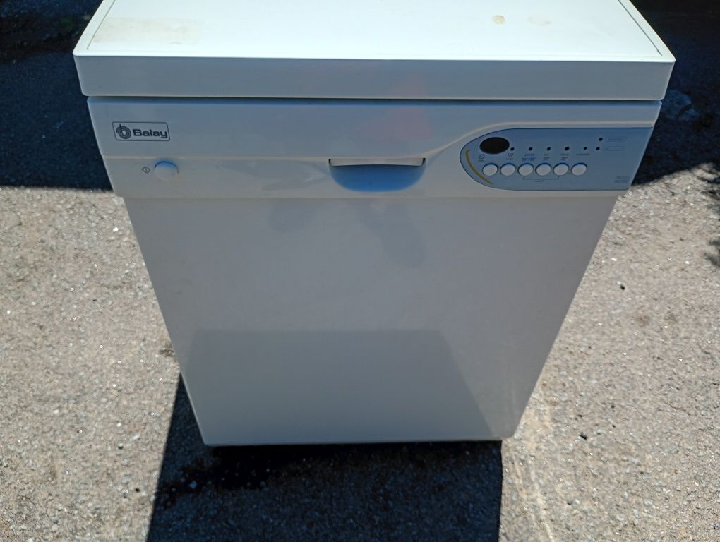 Máquina de lavar loiça Balay com entrega e garantia