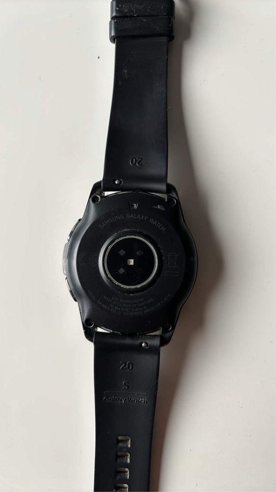 Smartwatch Samsung SM-R810
