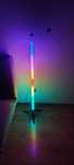 Pionowa lampka LED z pilotem + kabel USB