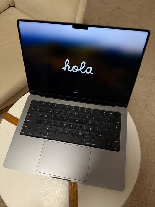 Macbook pro 14 m1 pro/16/512 идеал