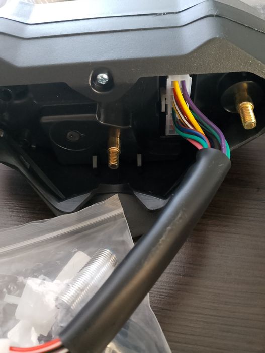 Licznik kilometrów i obrotościomierz motocyklowy uniwersalny