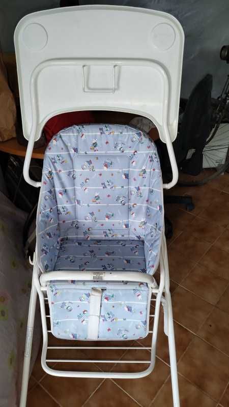 Cadeira de refeição Bebé