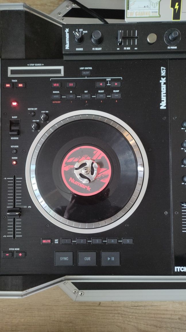 Kontroler DJ Numark NS7+FX+Case