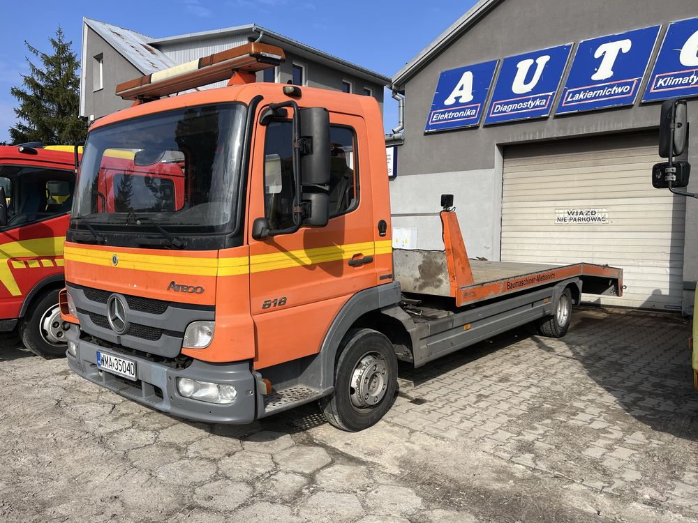 Mercedes Atego 818 pomoc drogowa autolaweta