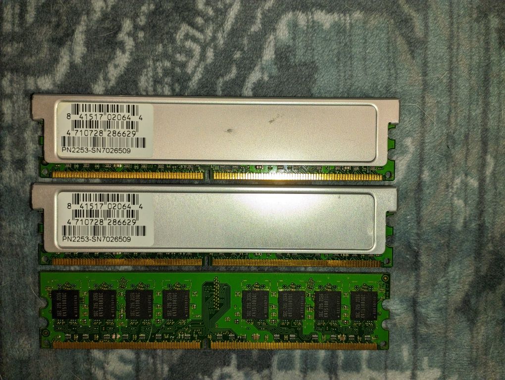 Память для ПК ОЗУ DDR2 Geil 2 GB ( 2 x 1 ) + 1 GB Samsung