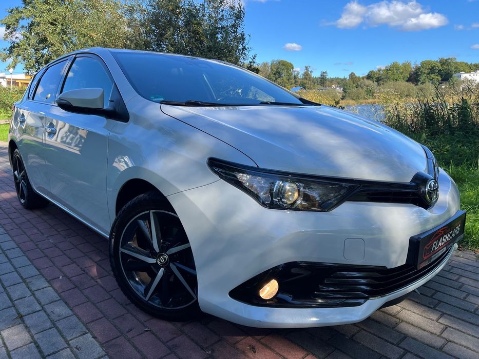 Toyota Auris Jedyne 121tkm * Kamera * NAVI * LIFT* Serwis * Oryginał