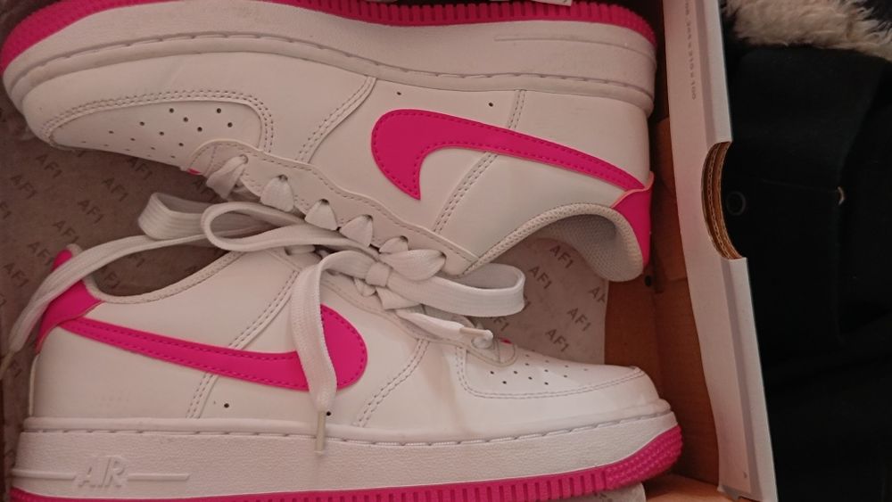 Tênis Nike air, rosa