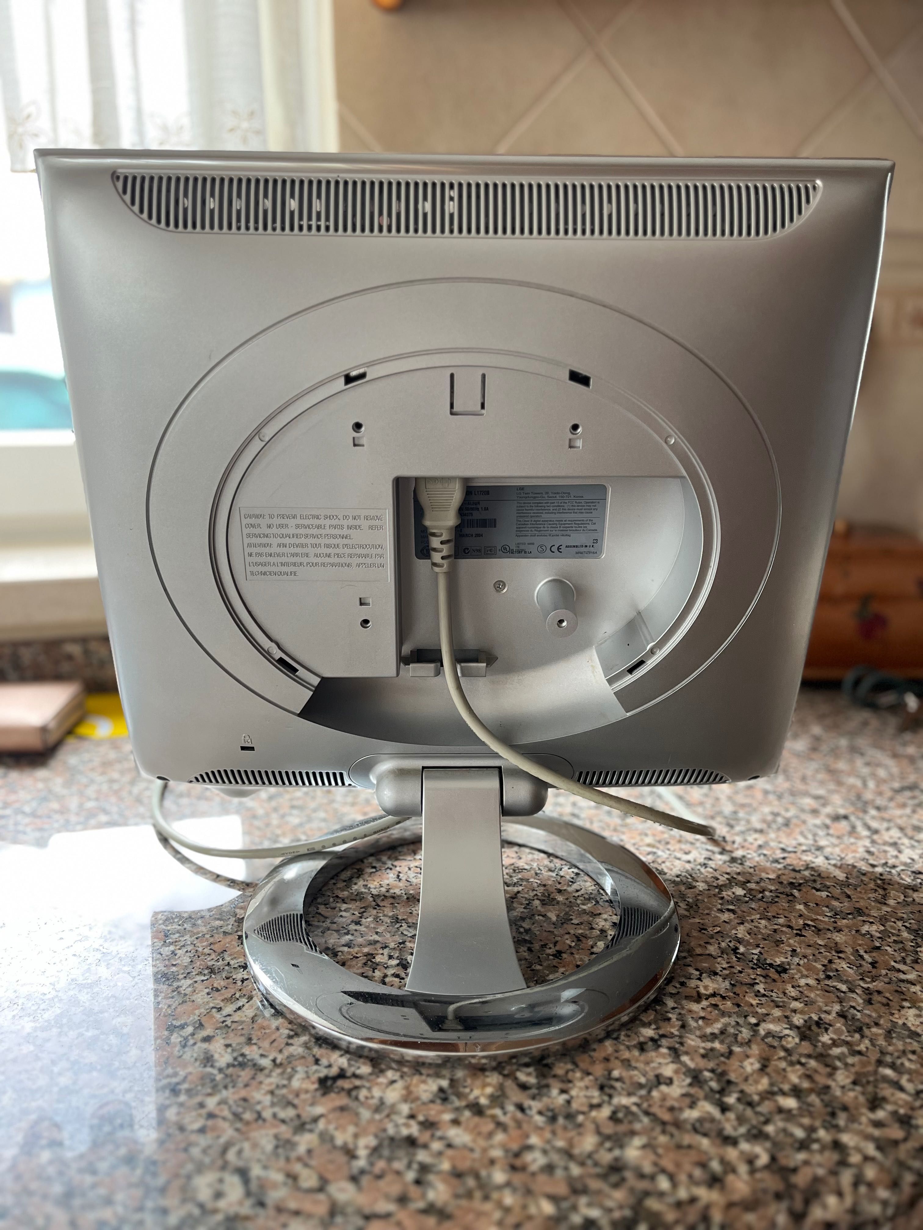 Monitor LG cinzento