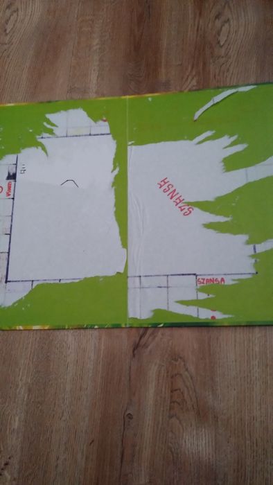 Gra rodzinna Atak dinozaurów. Używana. Stan dobry
