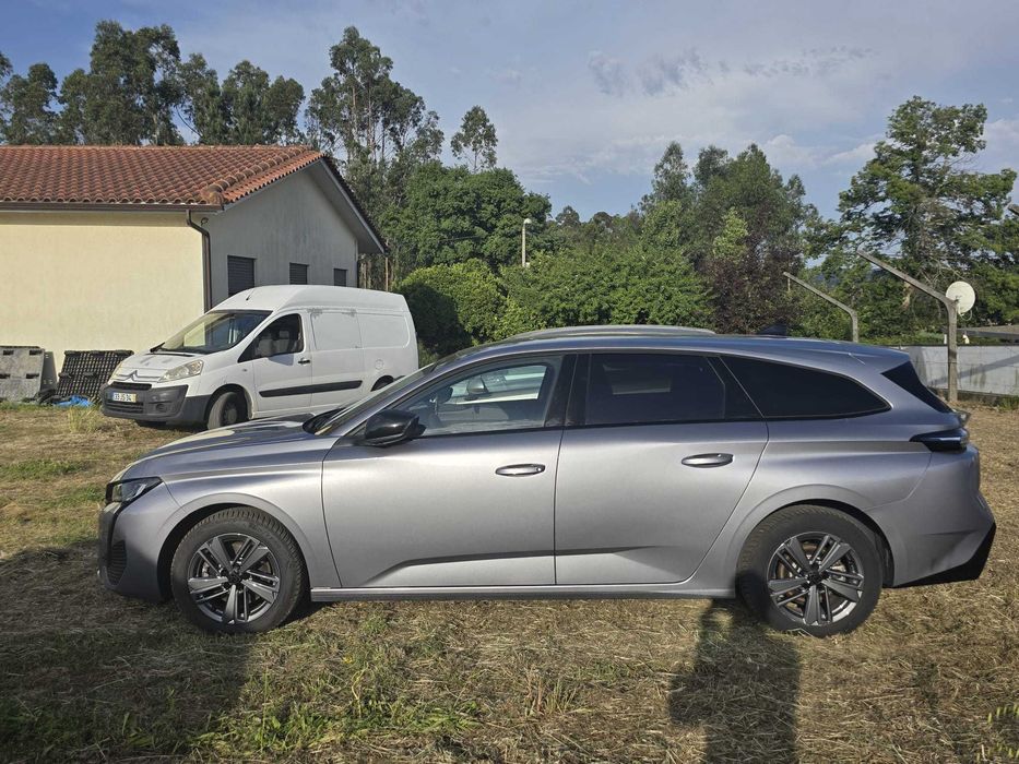 Peugeot 308 SW 1.2i Allure - Gasolina - 2023 - 52.716 km