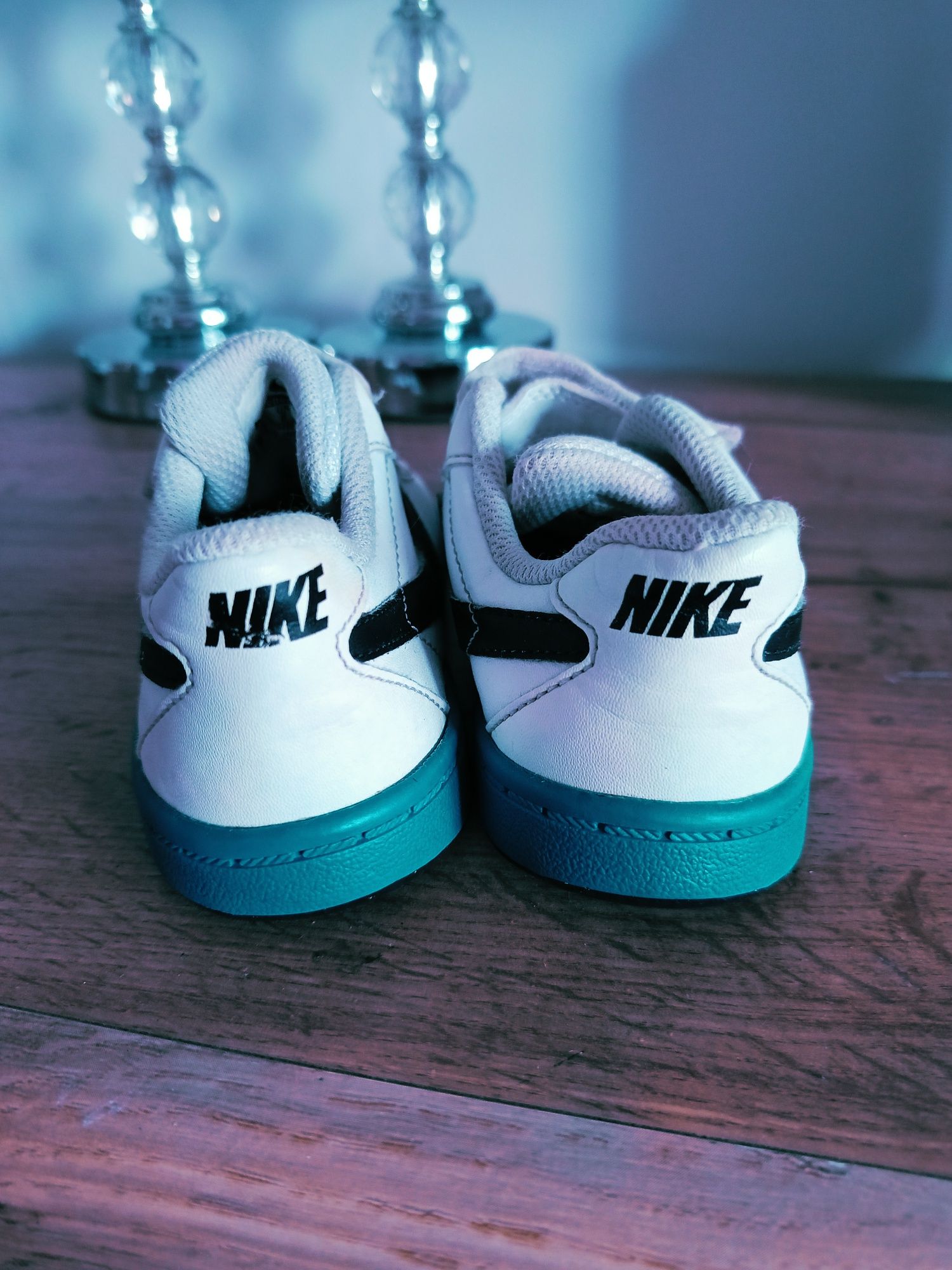 Buty Nike 25,5 białe