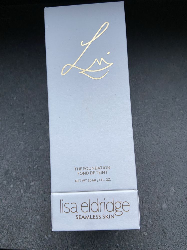 Nowy podkład nr 6 Lisa Eldridge Seamless Skin Foundation