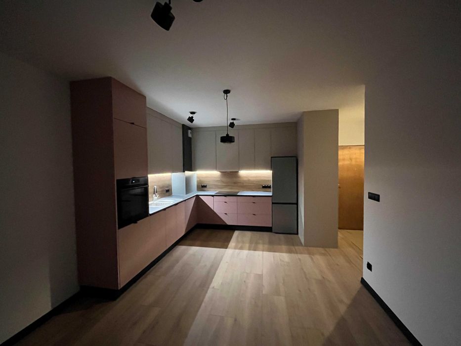 WYNAJEM LUB SPRZEDAŻ, 400m od PKP! Nowy apartament z parkingiem