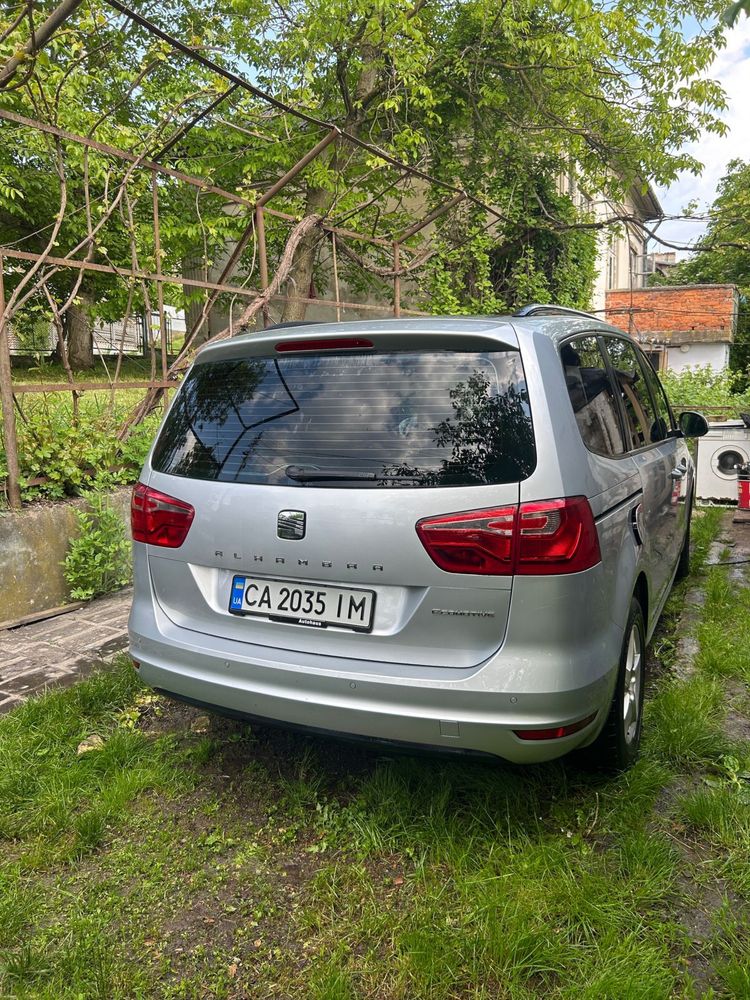 SEAT Alhambra 2.0 TDI 7 місць